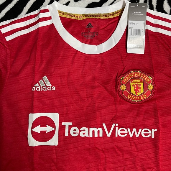 Manchester United Home Jersey 21-22 - Picture 2 of 3